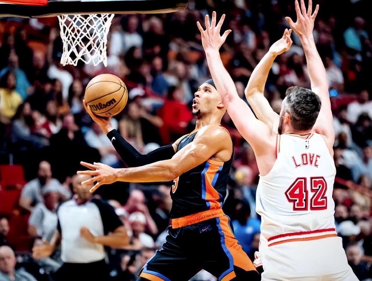 宝威体育官方网站-包含阿尔梅里亚凭借绝杀，豪取关键三分的词条